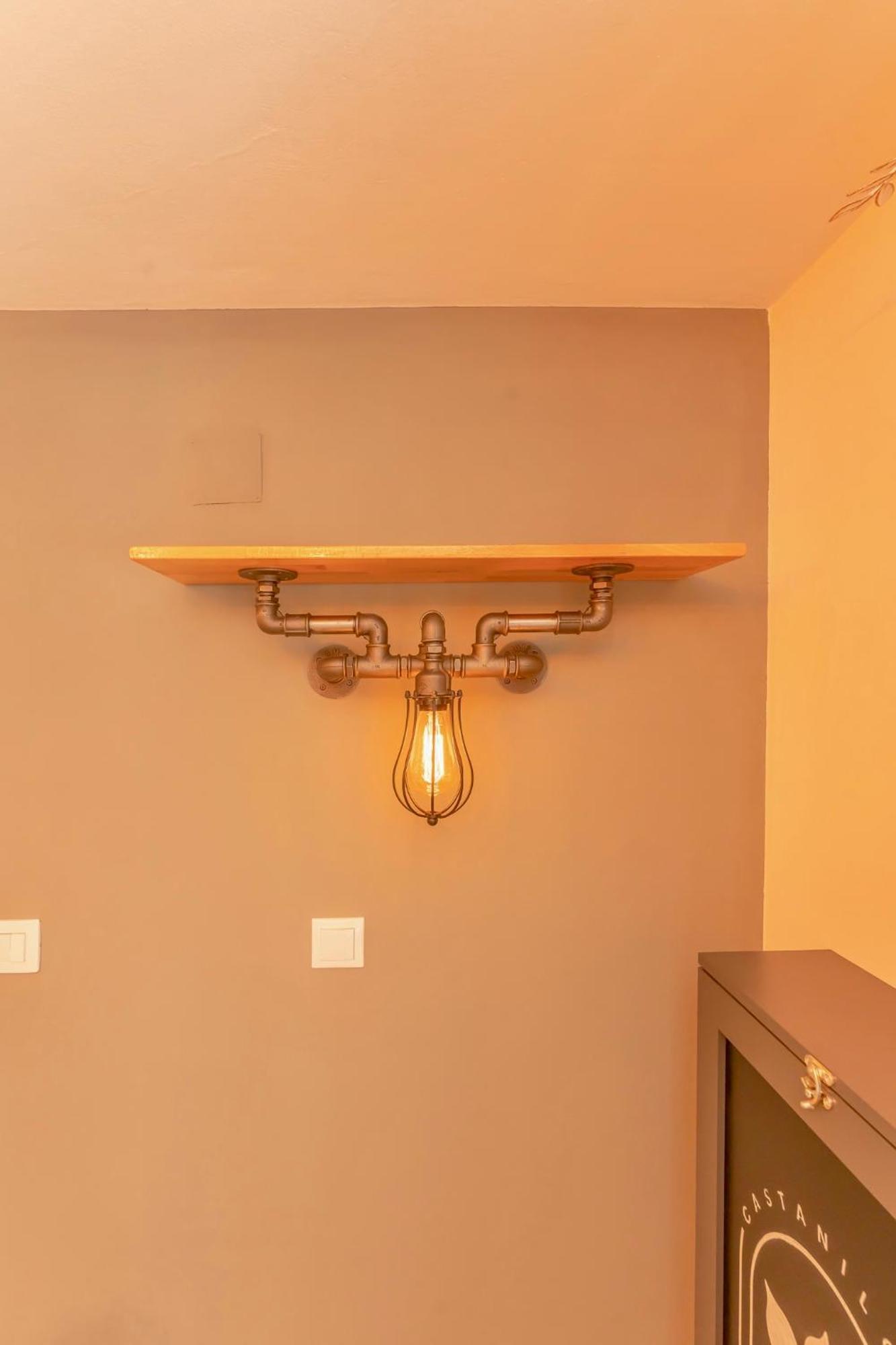 Castanilor 6 - Hip Industrial Apartment Close To City Centre Braşov Buitenkant foto