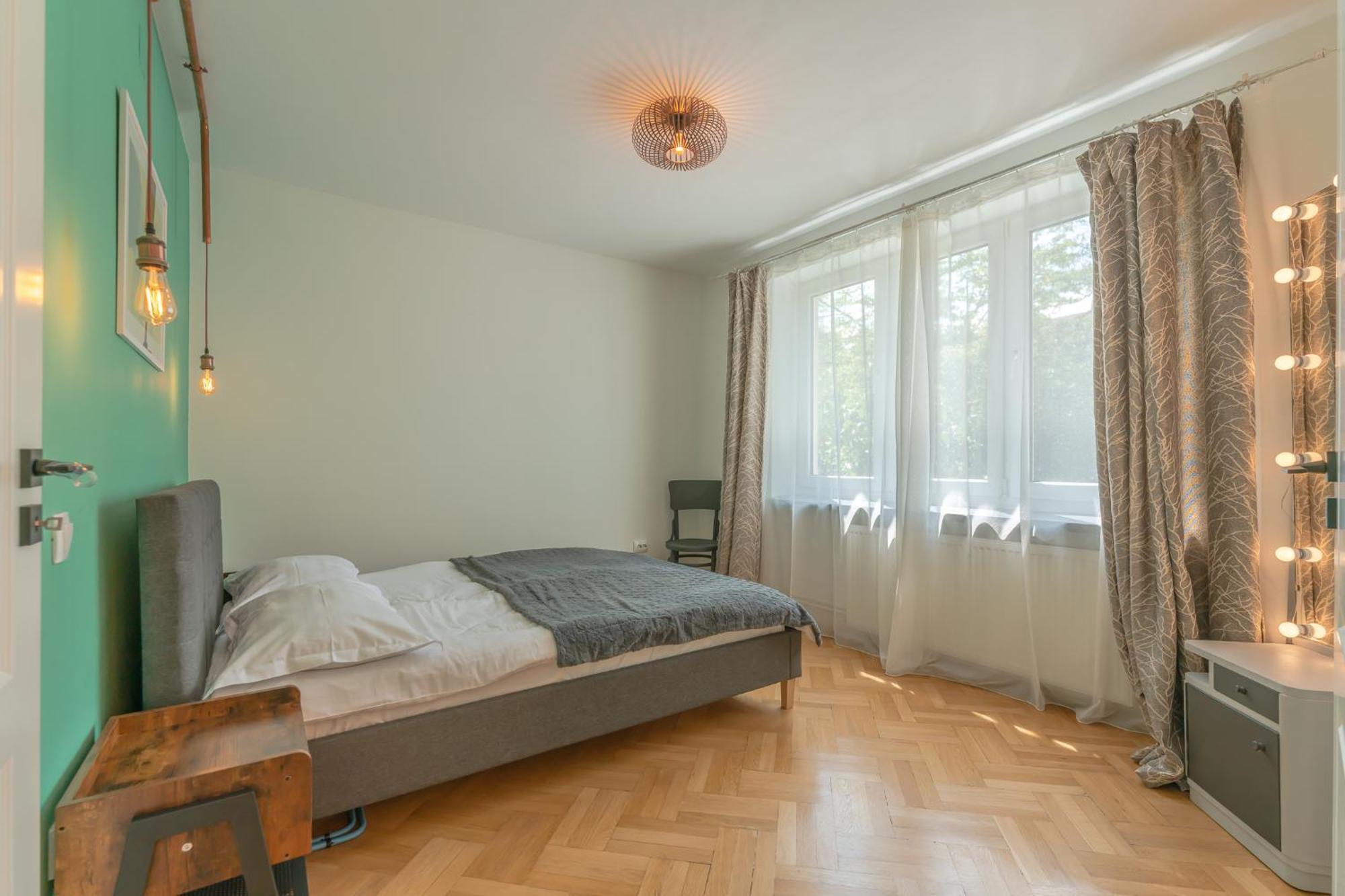 Castanilor 6 - Hip Industrial Apartment Close To City Centre Braşov Buitenkant foto
