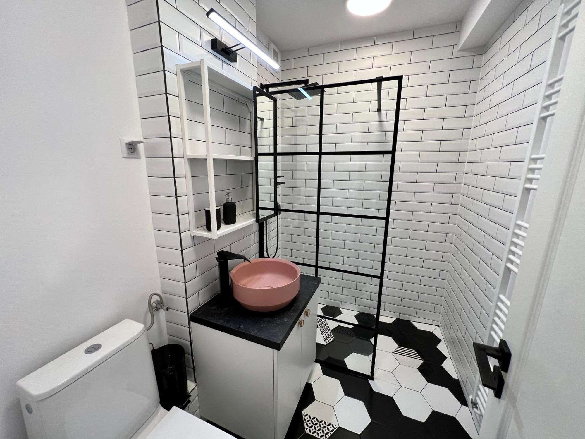 Castanilor 6 - Hip Industrial Apartment Close To City Centre Braşov Buitenkant foto